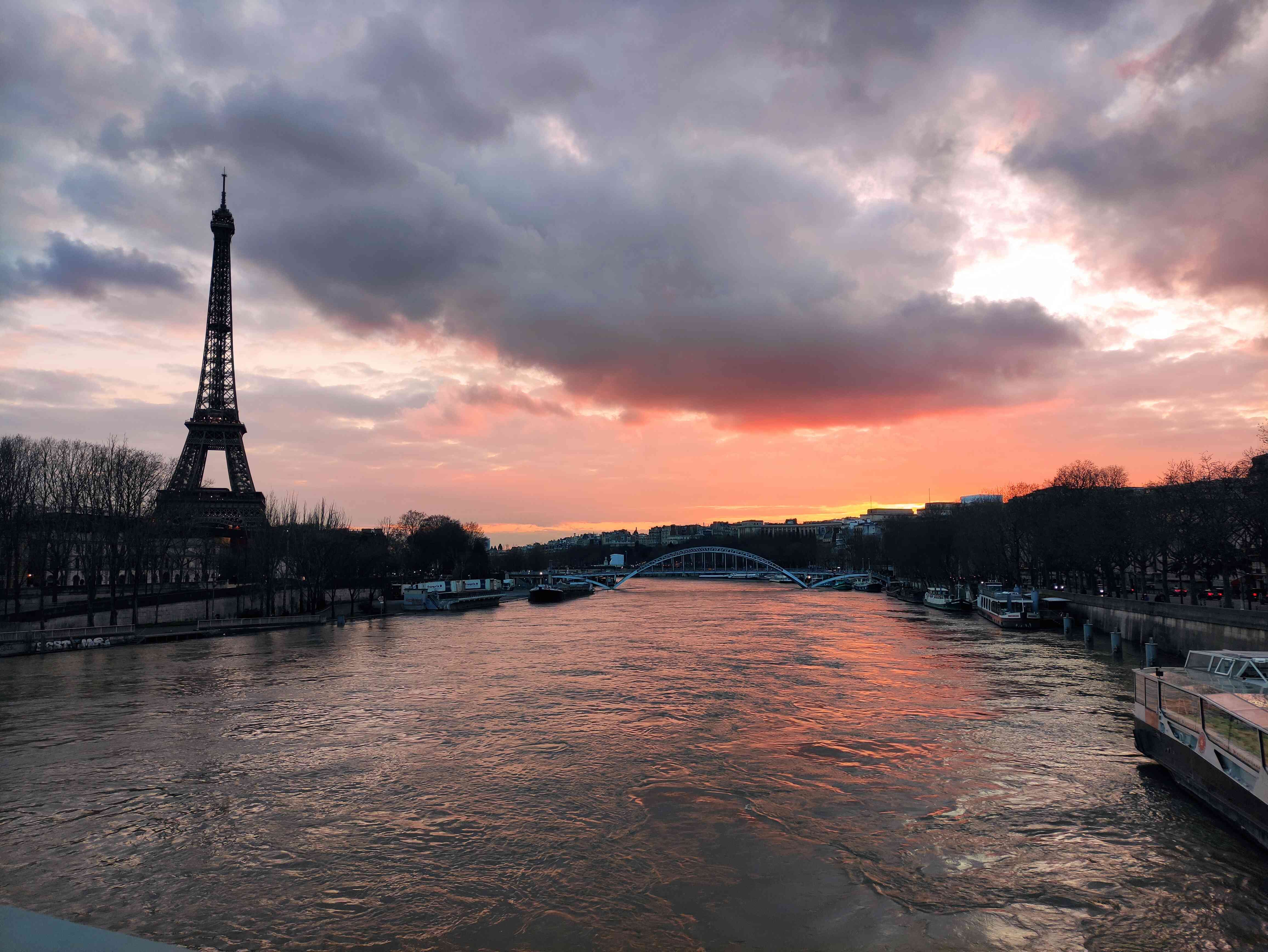 Sena Effiel anochecer